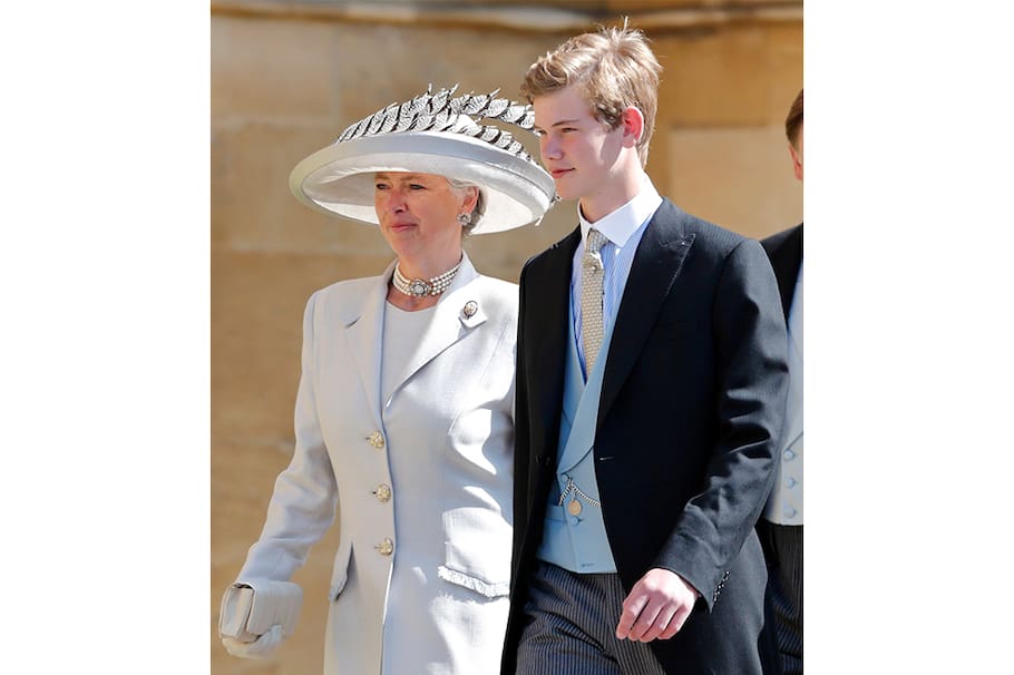 Tiggy y su hijo Tom Pettifer en la boda de Harry en mayo de 2018.