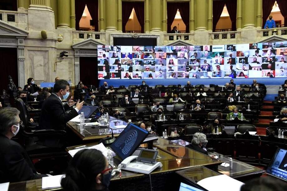 En su momento, el diputado Juan Emilio Ameri fue suspendido por unanimidad de la Cámara de Diputados de la Argentina.