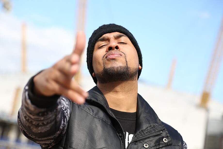 Humza, su hermana y su hermano nacieron y crecieron en el sur de Londres, en un distrito llamado Streatham. Sus episodios han sobrepasado los cuatro millones de vistas en Youtube. / Timeless Media