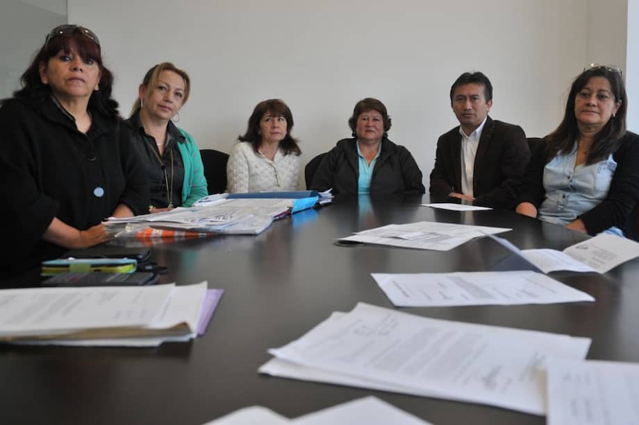 Seis propietarios de los apartamentos que siguen en la pelea jurídica. / Gustavo Torrijos - El Espectador