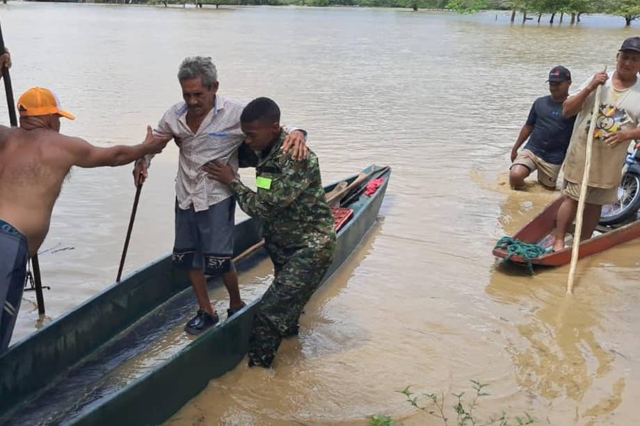Las labores de apoyo se han centrado en el rescate de damnificados y prevención de nuevas emergencias.