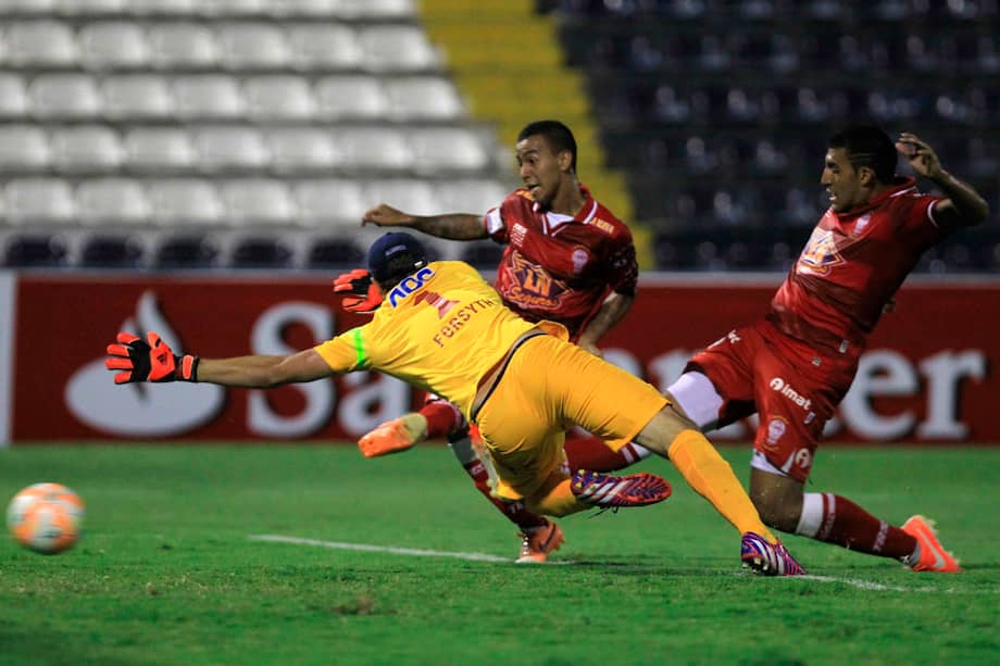 El equipo peruano cayó el pasado martes 4-0 ante Huracán de Argentina, en la Copa Libertadores.
