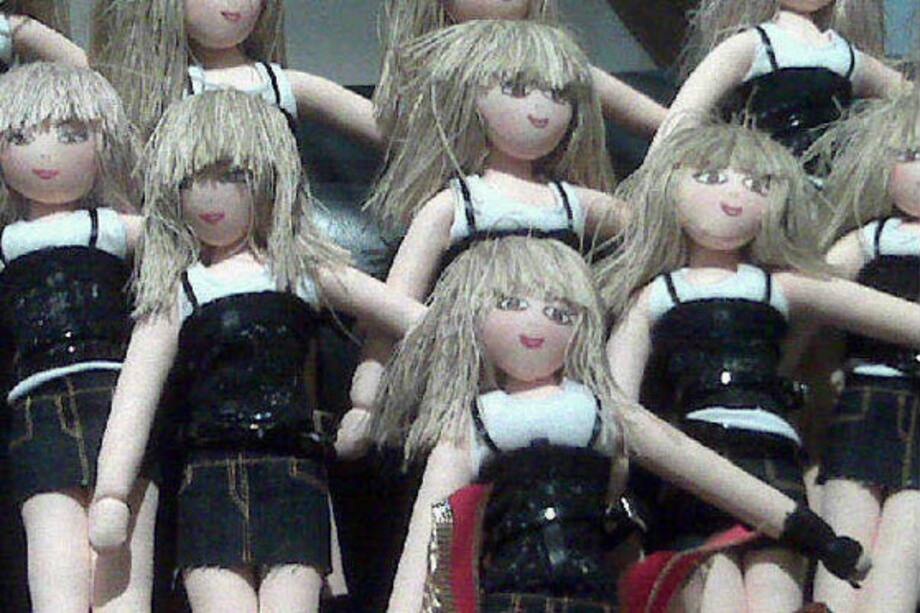 Fanny Lu lanza su muñeca