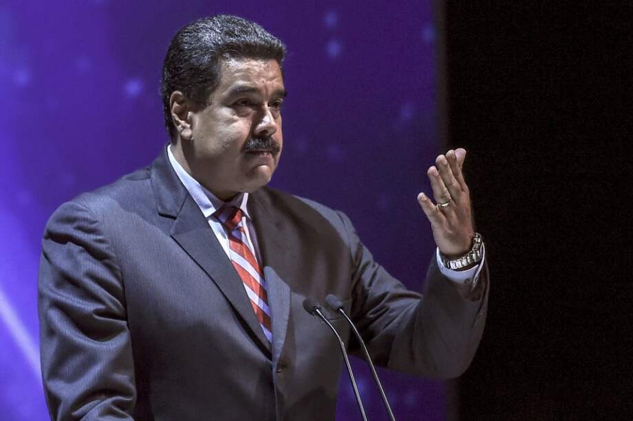 Nicolás Maduro durante un congreso reciente dedicado a la energía en Estambul. / AFP