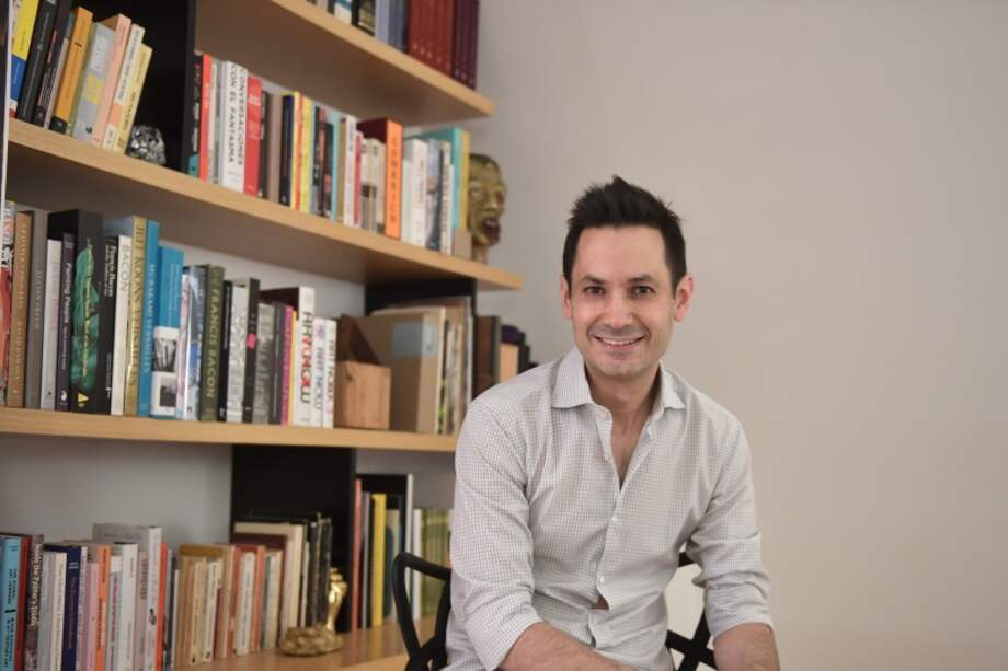 En 2017 Martín Nova, empresario, había hecho un libro de entrevistas también, pero sobre otro tema: arte. / Gustavo Torrijos-El Espectador