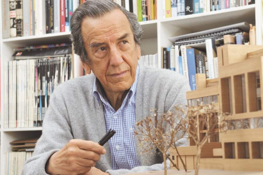 Ernesto Jiménez se reconocía como un hombre de pocas palabras que prefería que sus trazos y obra hablaran por él. / Gabriel Aponte - El Espectador