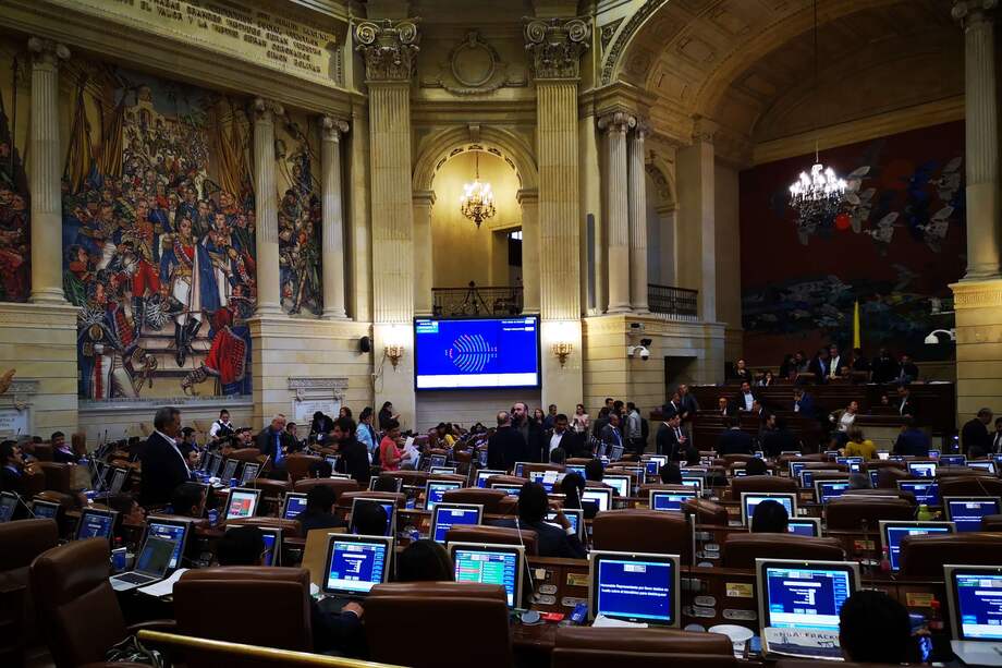 El Congreso está en mora de aprobar un paquete integral de reformas y la presión debería enfocarse en pedir que eso se haga, sin más dilaciones, el año entrante. / Foto: Jorge Sáenz - El Espectador