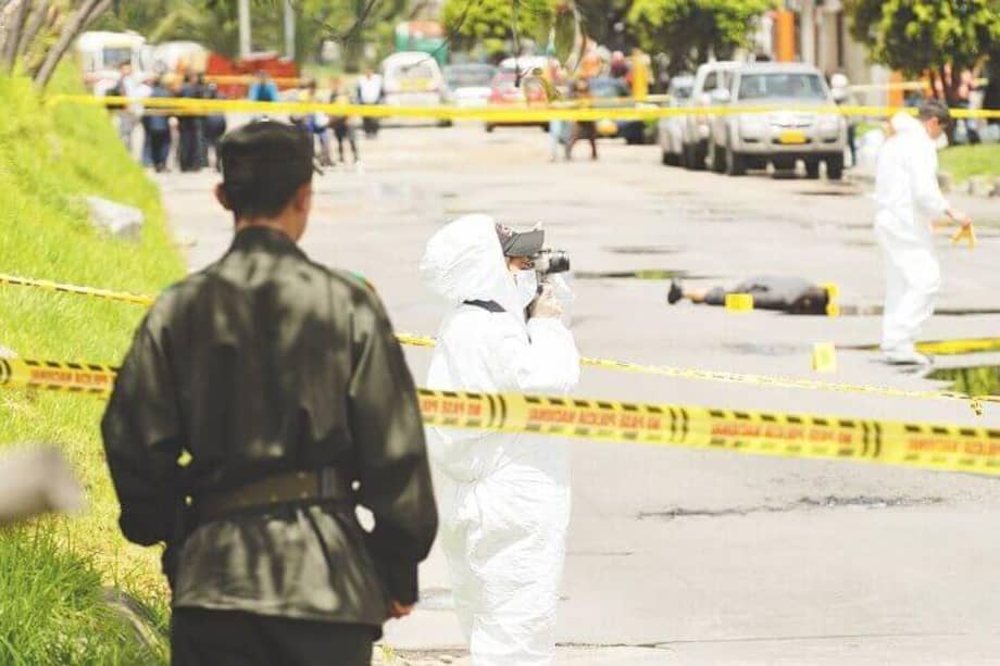 Daniel Mazo Cardona, comandante de la Policía de Caucasia, resaltó que falta información para esclarecer los hechos y que esto se dificulta ya que la comunidad prefiere no colaborar con las autoridades policiales. / Archivo El Espectador