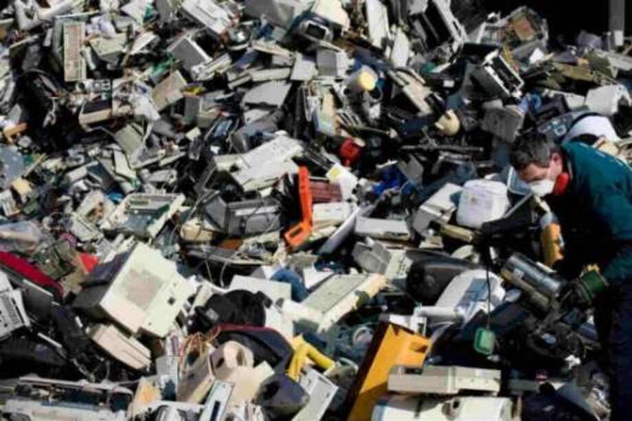 Desechos de equipos eletrónicos / EL ESPECTADOR