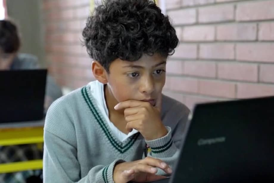 Las pruebas se aplican en todo el país y están disponibles en varios idiomas.