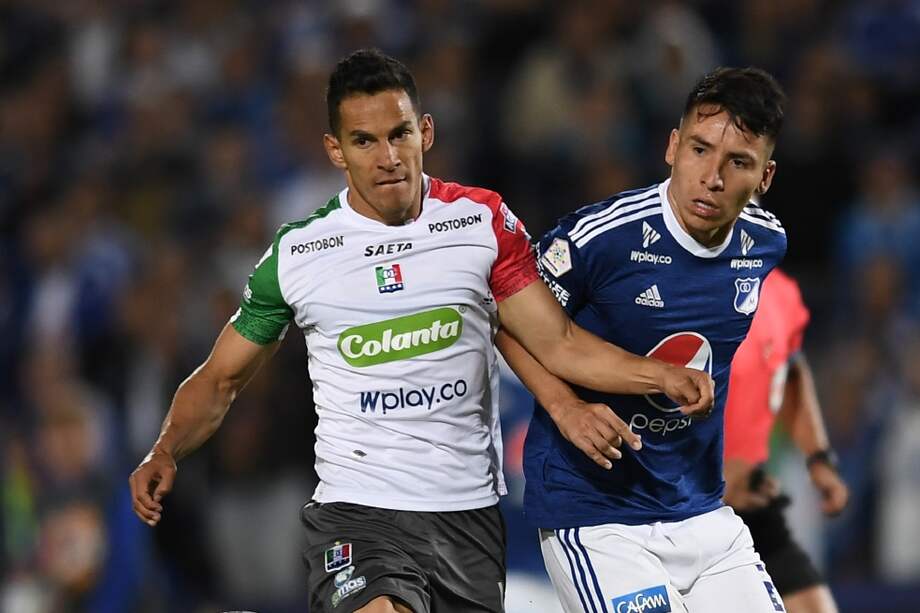 Diego Arias (Izq.), volante del Once Caldas de Manizales. / Mauricio Alvarado
