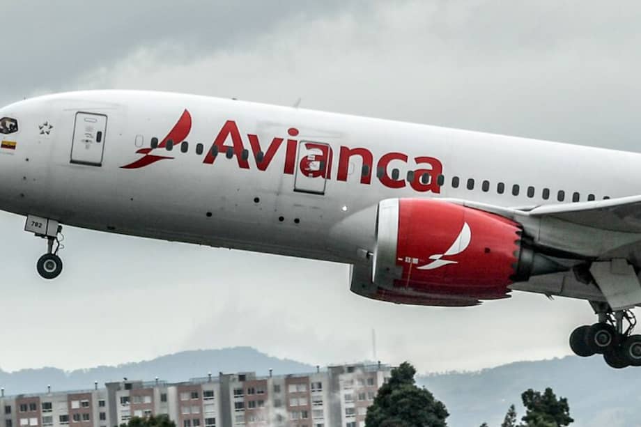 Avianca es investigada por no contar con suficientes canales de atención, y por no garantizar las normas de devolución de dinero.