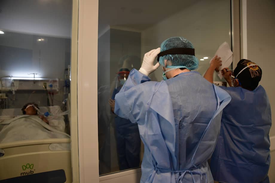 En Colombia, las residencias médicas están reglamentadas bajo la Ley 1917 de 2018