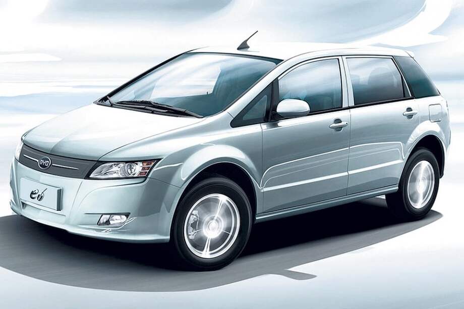 El e6 se carga en dos horas y alcanza a recorrer hasta 270 km.