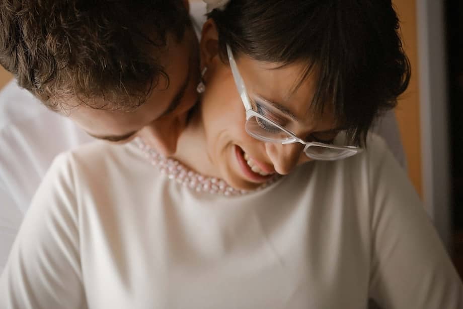 Odaxelagnia: por qué algunas personas disfrutan morder o ser mordidas por su pareja.