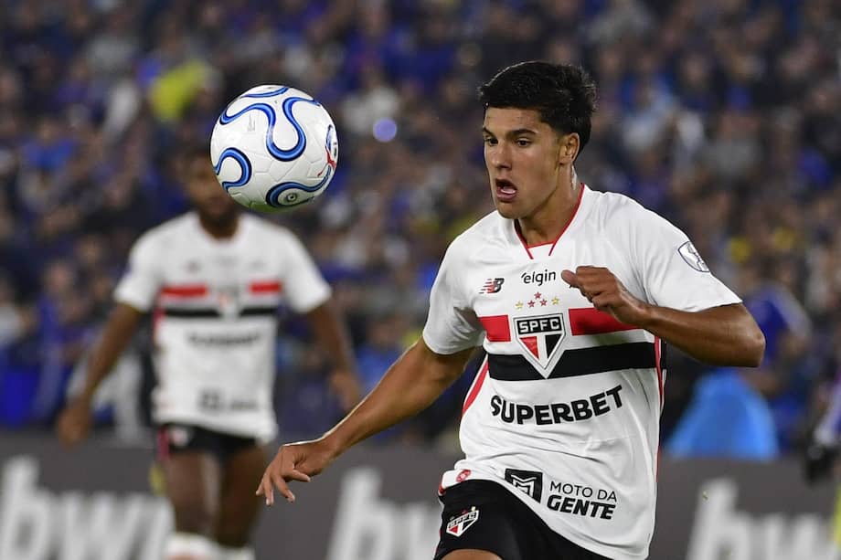 Procesan a futbolista de Sao Paulo por atropellar a un anciano que murió: jugó en Bogotá