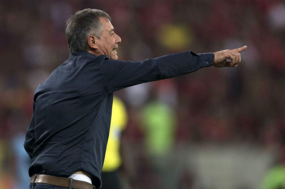 Holan llegó este año a Independiente luego de dirigir Defensa y Justicia. / AFP