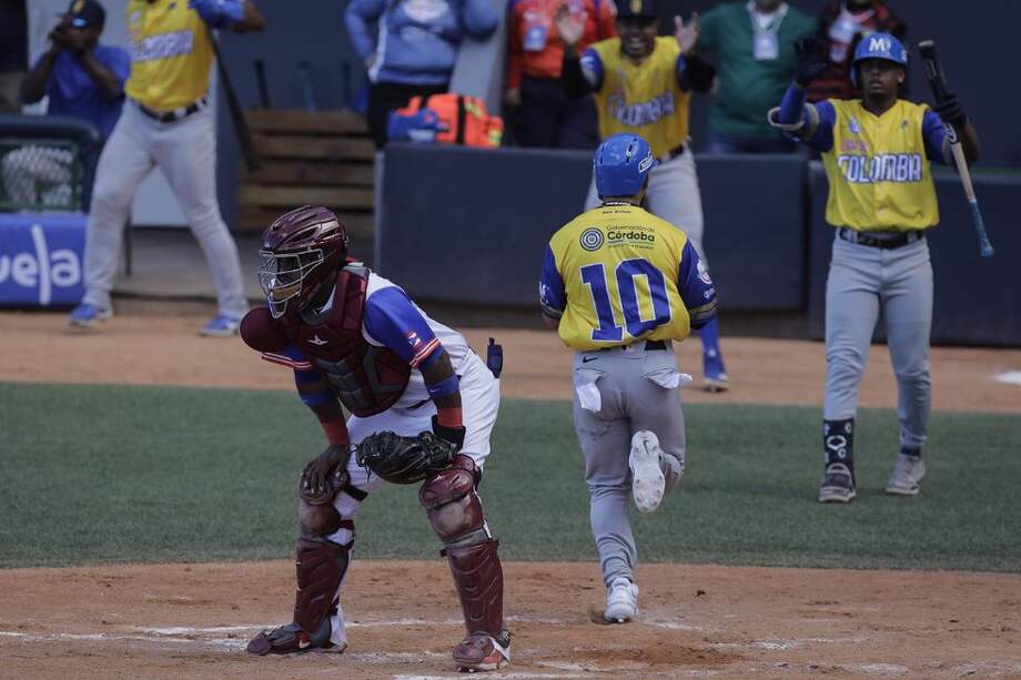 El triunfo de Vaqueros contra Indios de Mayagüez en su primer partido de la Serie del Caribe.