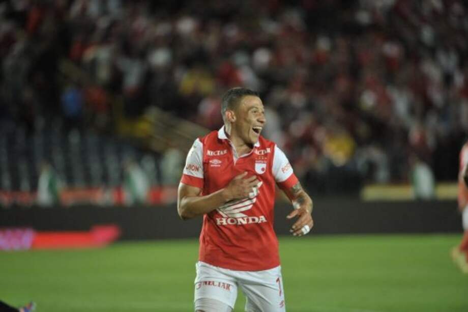 Luis Carlos Arias celebra el segundo gol del partido entre Santa Fe y Fortaleza / Gustavo Torrijos