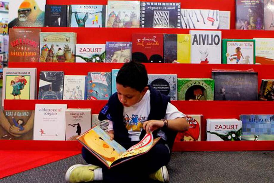 La Feria Internacional del Libro de Bogotá, creada en se creó en 1988, reúne a integrantes de toda la cadena del libro y cuenta con una elevada participación del sector español.