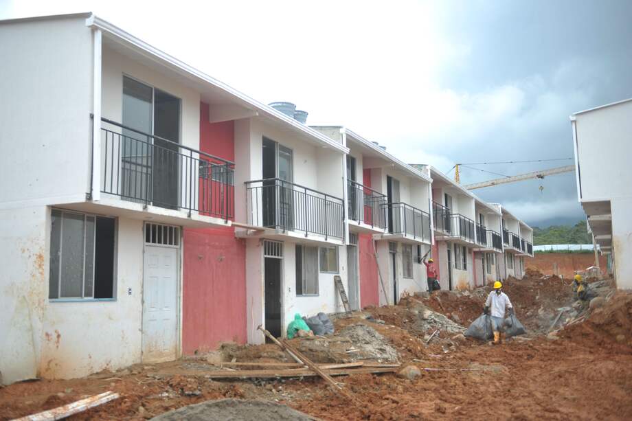 “La entrega de 100 casas en Mocoa será un acto protocolario, no real”: líder comunal