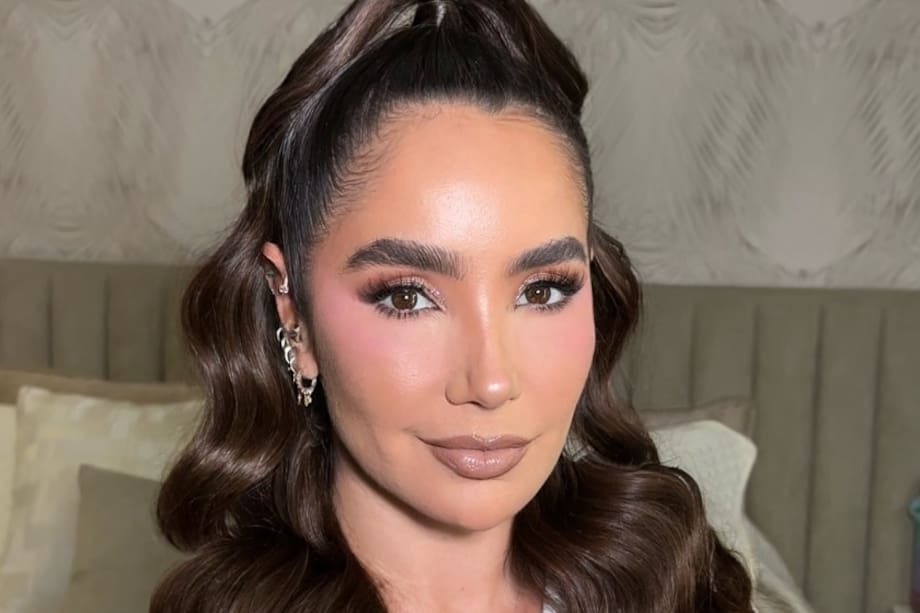 Paola Jara, cantante de música popular