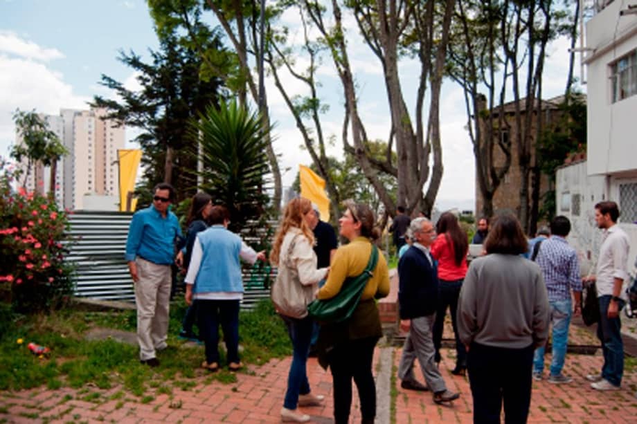 Familias desalojadas en centro de Bogotá por constructora Coninsa Ramón H.
