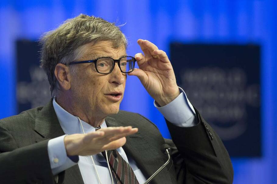 JCB148 DAVOS (SUIZA) 24/01/2014.- El fundador de Microsoft, Bill Gates, interviene en la 44 edición del Foro Económico Mundial de Davos en Suiza hoy, viernes 24 de enero de 2014. EFE/Jean-Christophe Bott
