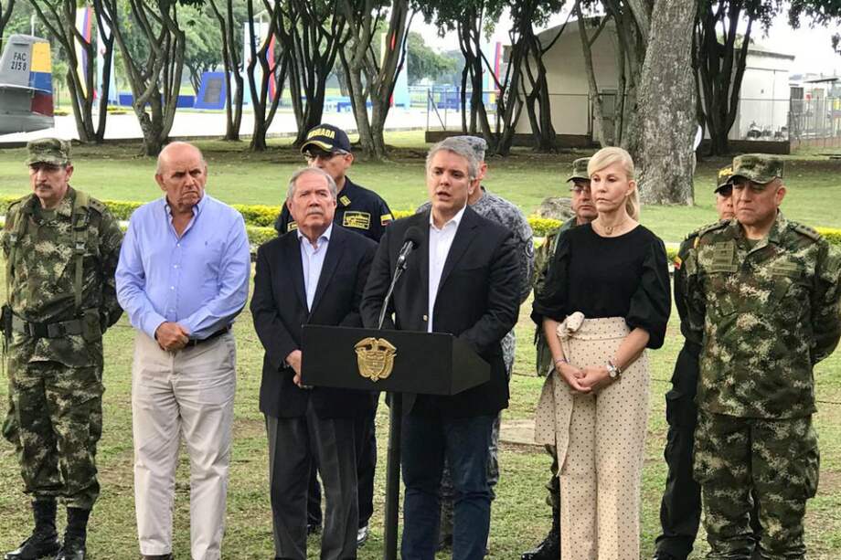 El presidente Duque presidió este miércoles en Cali el primer consejo de seguridad con la nueva cúpula militar y de Policía. / Twitter @mindefensa
