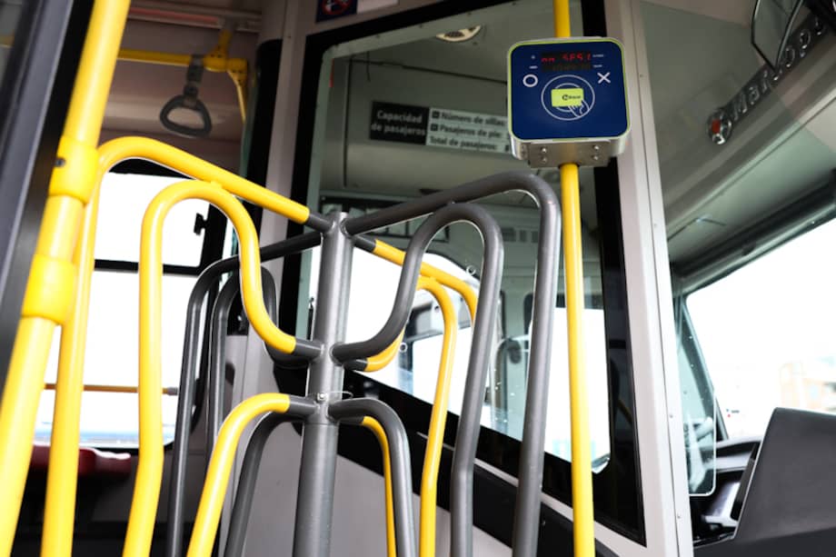 En Bogotá, existen ciertas tarjetas de débito híbridas que pueden ser utilizadas para pagar el pasaje del SITP y el Transmilenio. Aquí le contamos cuáles son.