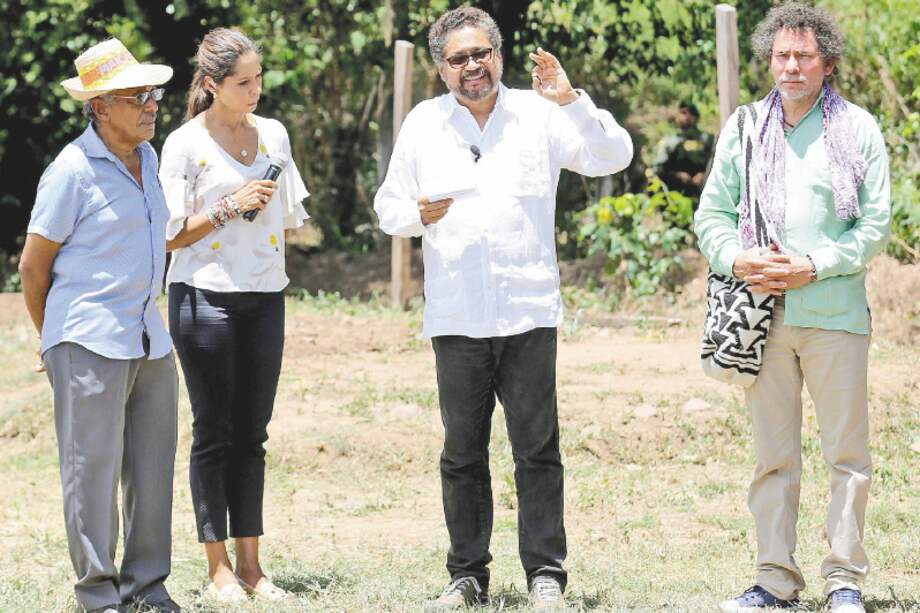 “Iván Márquez”, del Secretariado de las Farc, dijo que los bienes son, en su mayoría, tierras baldías. EFE