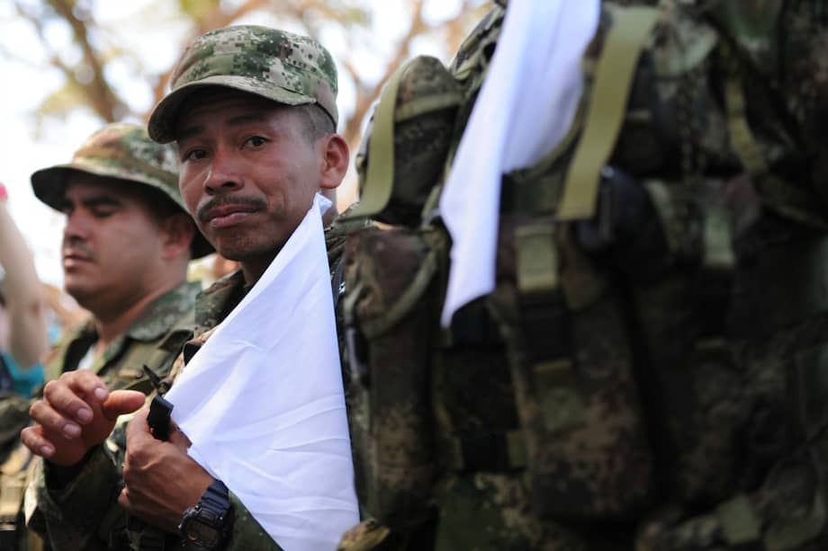 Utilizar la estatura moral de la sociedad para aplastar y marginar a personas vulnerables por su situación de desmovilizados es un acto de matoneo, no de justicia. / Foto: Mauricio Alvarado - El Espectador
