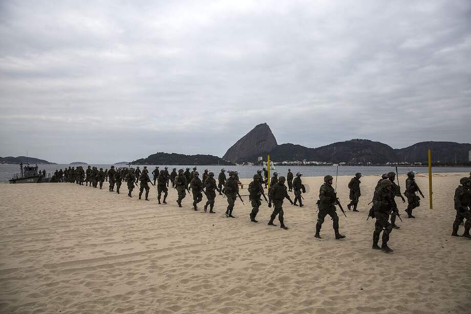 Brasil aumentó las medidas de seguridad tras la masacre del camión en Niza. Durante los Olímpicos, 84.000 militares estarán desplegados en todo el país. / AFP