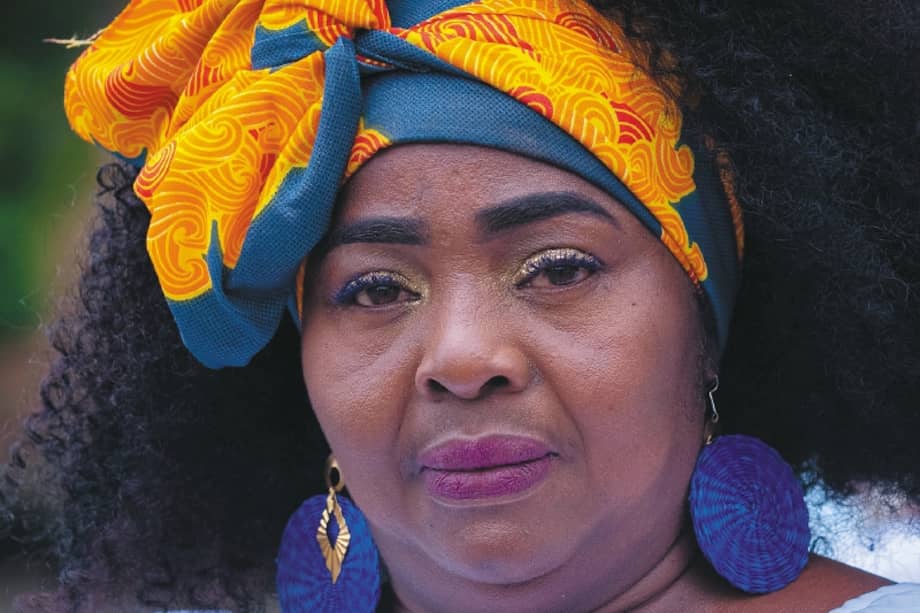 El turbante fue apropiado y resignificado por el pueblo negro, cuyas creencias, costumbres y humanidad intentaron exterminar.