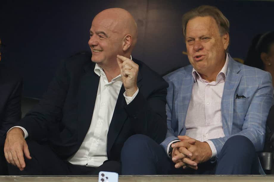 El presidente de la FCF dejó abierta la posibilidad de que Bogotá y Medellín reciban partidos de la Tricolor, siempre que cumplan con estadios modernos y de gran capacidad.