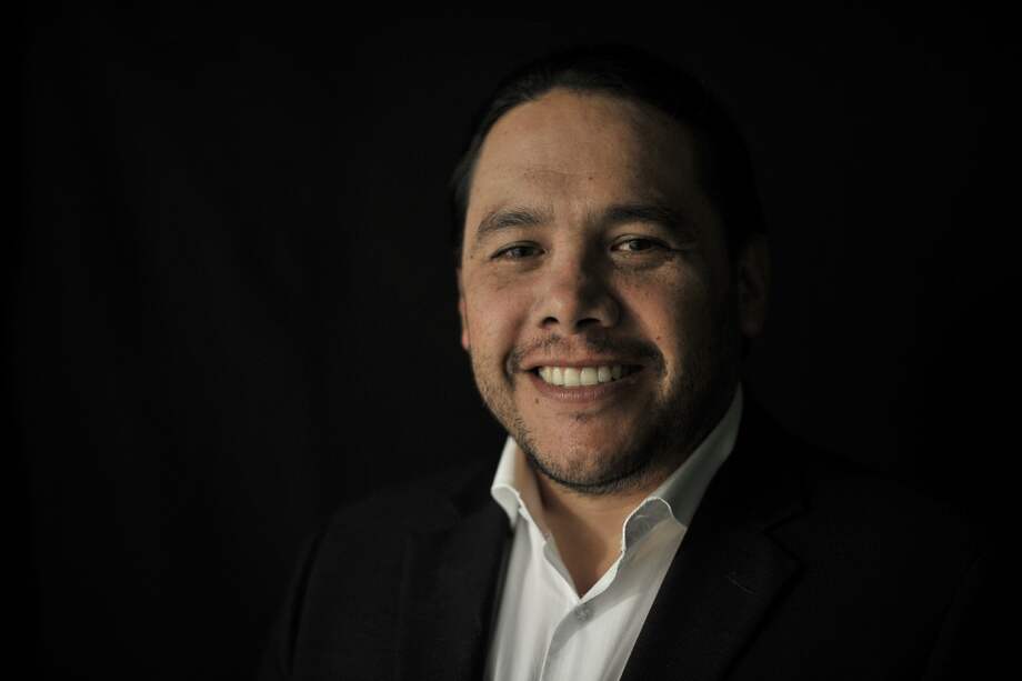 Carlos Eduardo Huertas dirige Connectas y, junto con los periodistas Sol Lauria y Nathan Jaccard, trabajó la información que había en los Panama Papers sobre Colombia. / Óscar Pérez