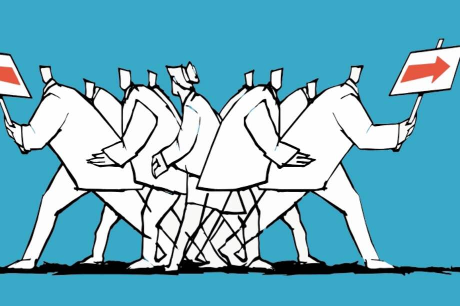 MEN AND WOMEN IN OPPOSIT DIRECTION