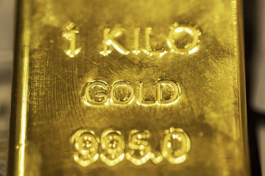 El oro alcanzó un precio récord de US$2.075 por onza el 7 de agosto de 2020
