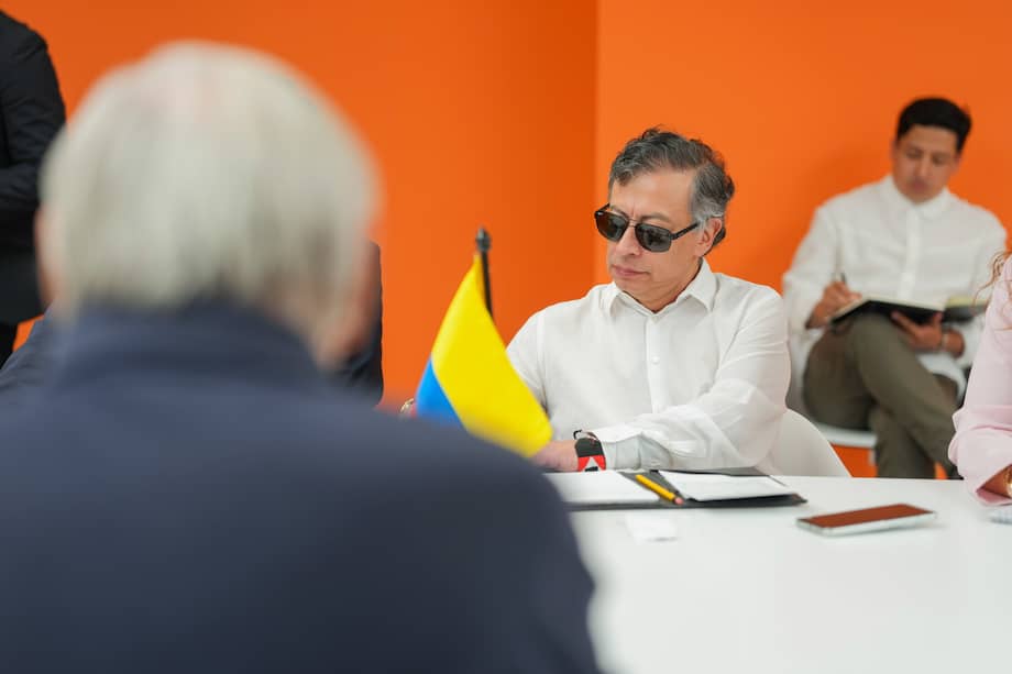 El presidente Gustavo Petro sigue afinando detalles para lo que será su cita con el Papa León XIV de este jueves.