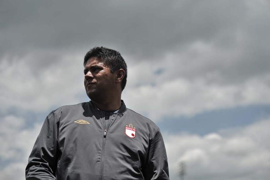 El técnico Wilson Gutiérrez pone la cara en medio de este mal momento que atraviesa Independiente Santa Fe. / Andrés Torres - El Espectador