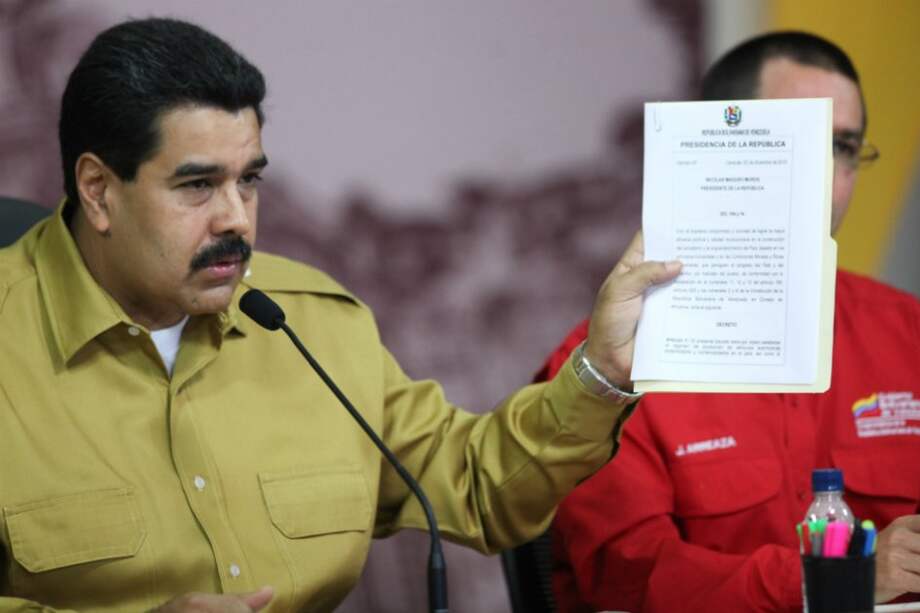 Maduro lanza en Venezuela plan nacional para el desarme de civiles