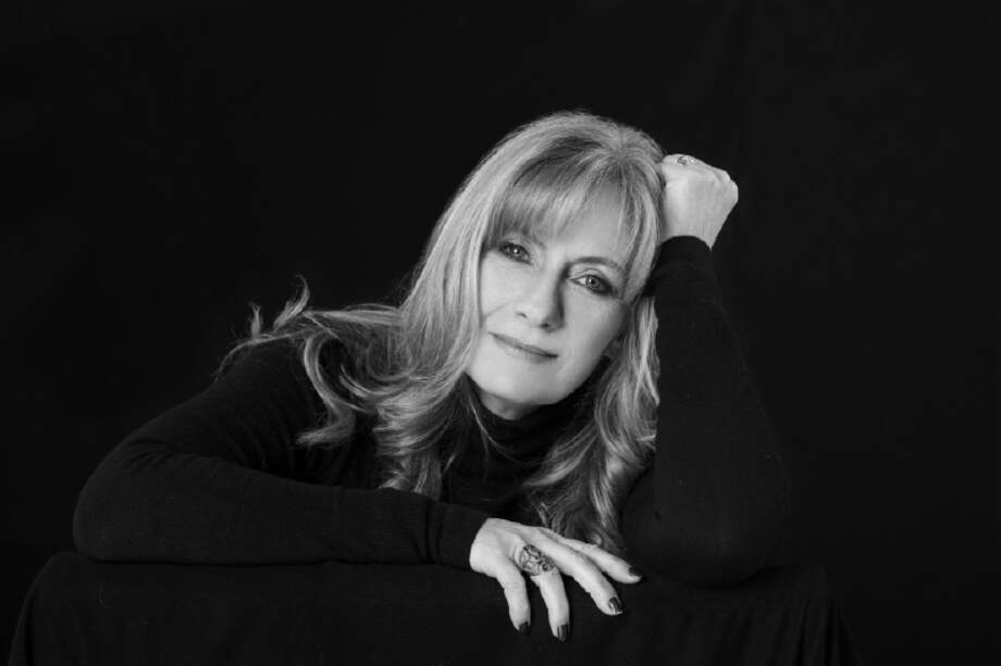 Kristina Lilley conduce el programa “Generación animal”, en radio “online” en Colombia. / Archangel Photostudio