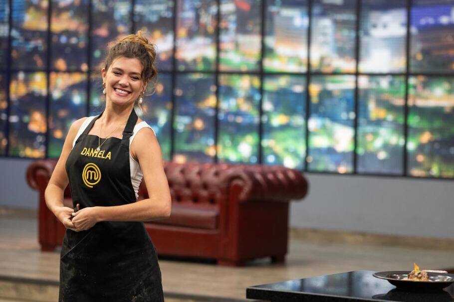 En el último capítulo de ‘MasterChef’ Daniela Tapia recibió algunas críticas por su actitud. ¿Quiénes la juzgaron? Acá te contamos.