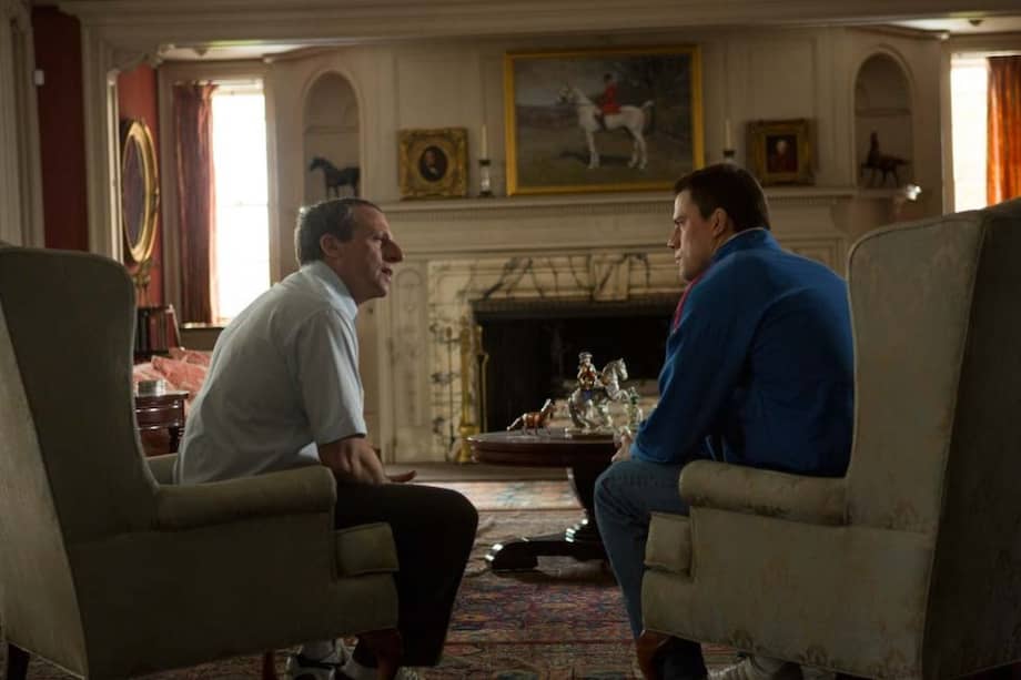 Steve Carell como John Eleuthère du Pont y Channing Tatum como Mark Schultz. / Sony Pictures