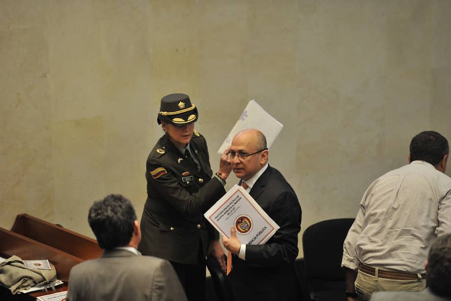 El fiscal Eduardo Montealegre señaló que el artículo demandado“ limita la participación en política de los desmovilizados” / Gustavo Torrijos