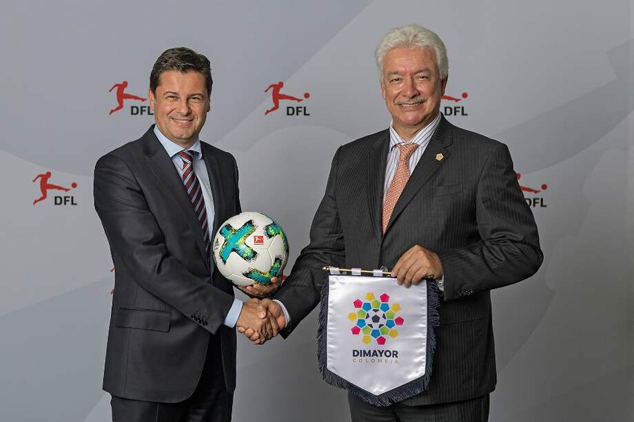 Christian Seifert, gerente de la Liga Alemana de Fútbol, y Jorge Fernando Perdomo, presidente de la Dimayor. / Cortesía