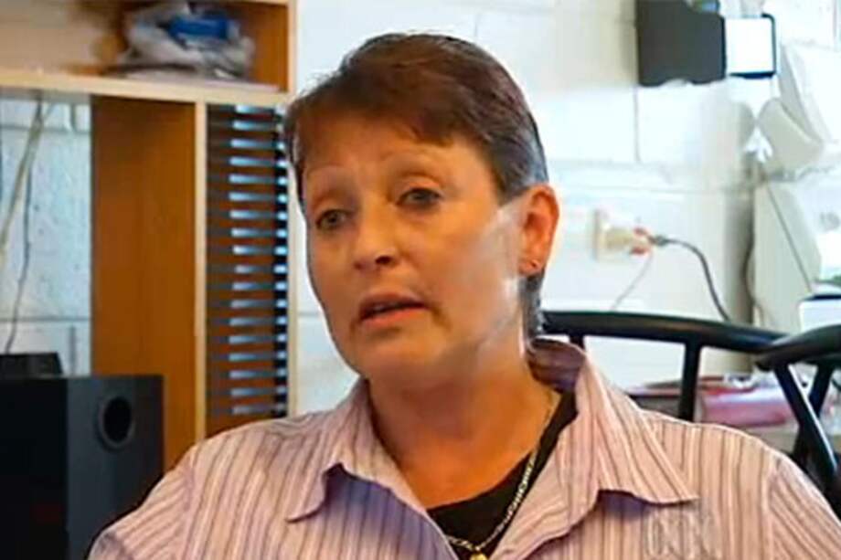 Leanne Rowe, nacida en la isla de Tasmania (Australia), sufrió graves lesiones tras un accidente automovilístico hace ocho años.