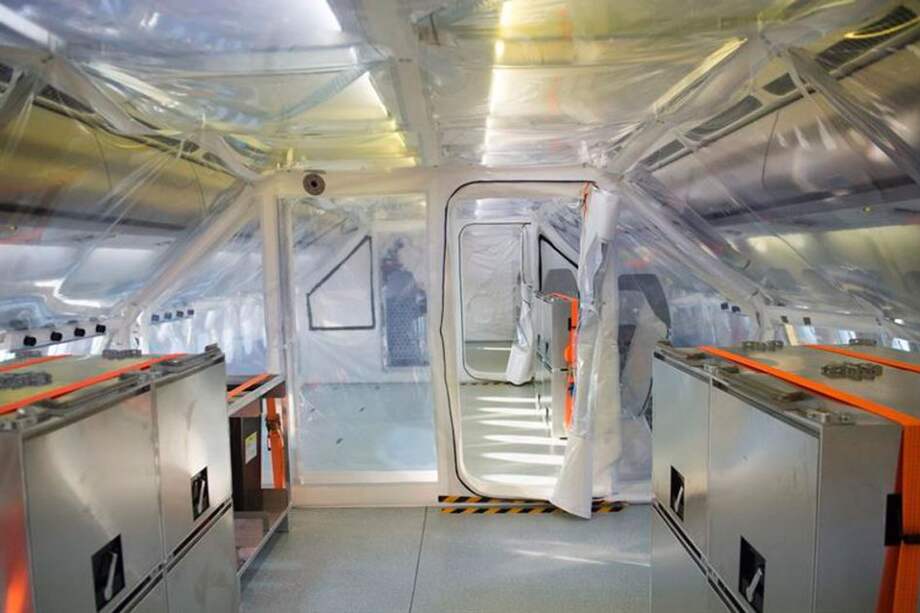 OMS logra aislar y tratar al 70 % de los infectados con ébola en África