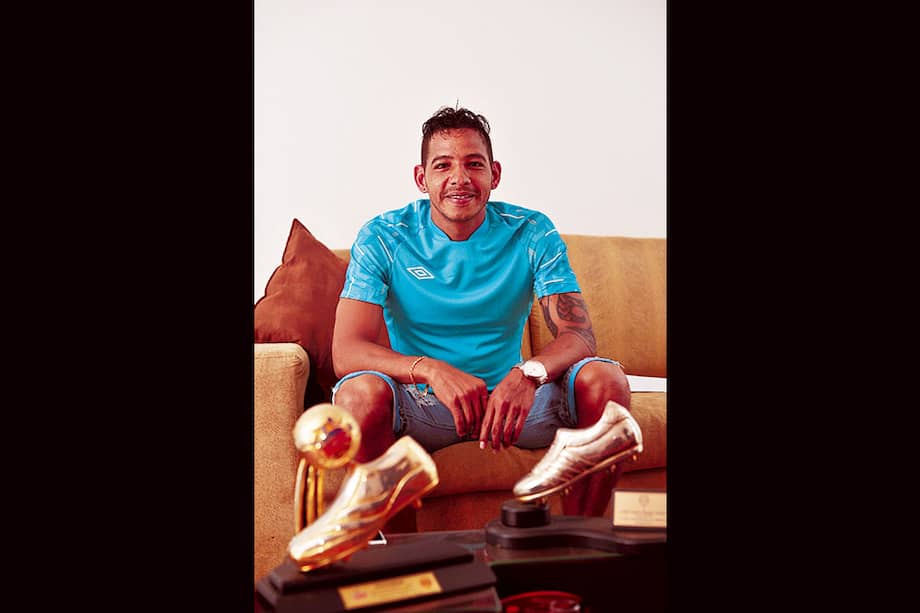 Wílder Medina está viviendo a las afueras de Cartagena para estar lejos del ambiente ruidoso y de fiesta. / Gustavo Torrijos - El Espectador