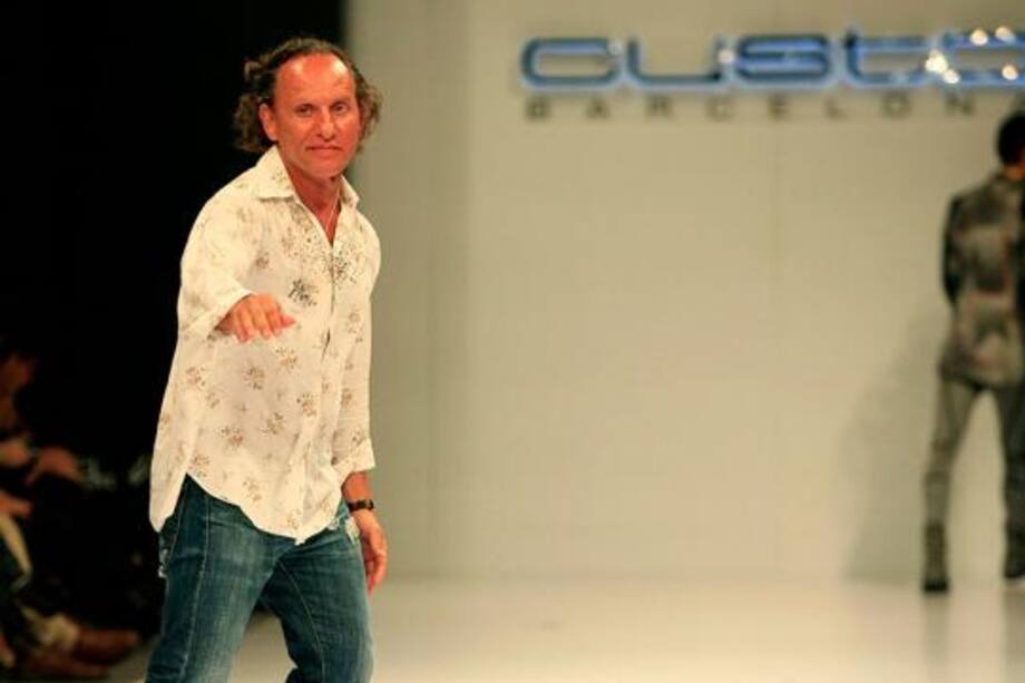 El español Custo Barcelona presentó su propuesta en el marco de Ixelmoda 2013